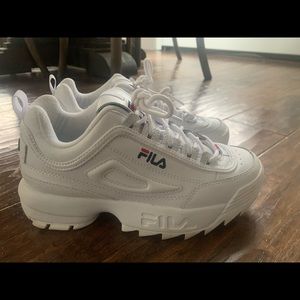 Fila Disruptor sneaker- size 6 1/2